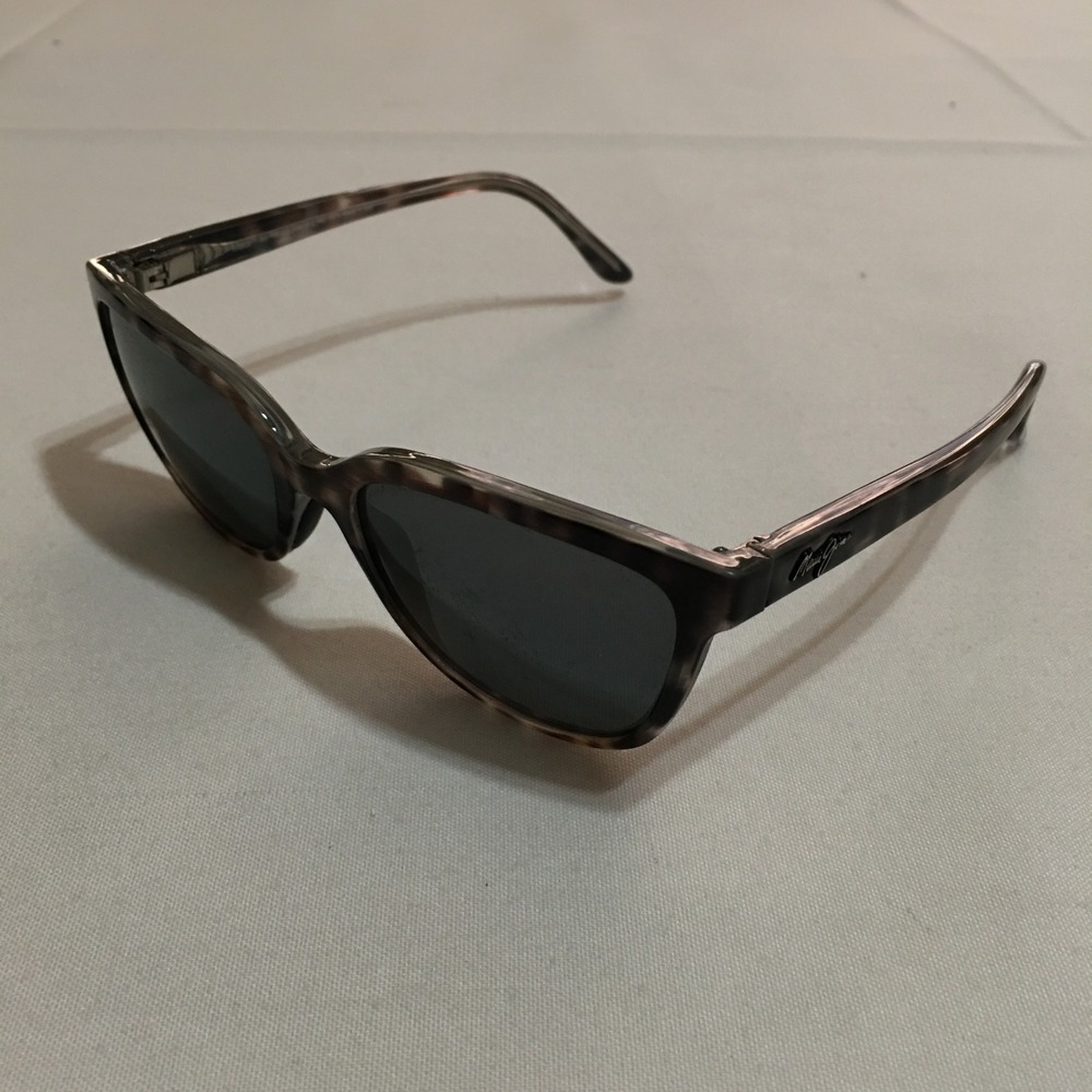 Maui Jim Honi Gray Tortoise Stripe Sunglasses MJ758-11S 54mm Italy Frame Only